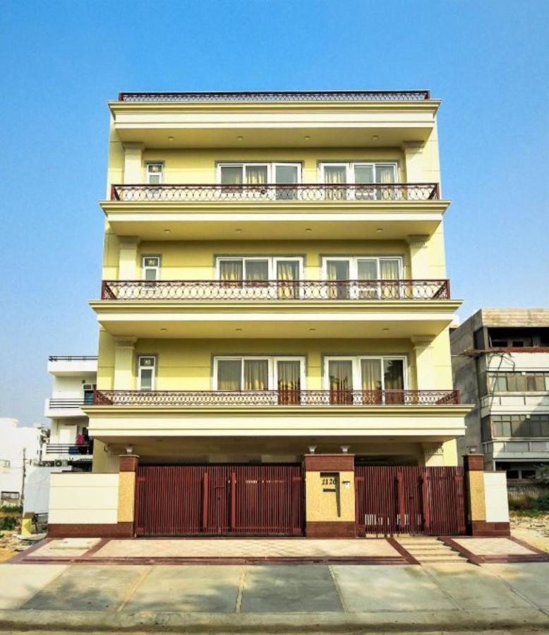 Bluo Studio5 Golf Course Road - Gym, Terrace Garden Ґурґаон Екстер'єр фото