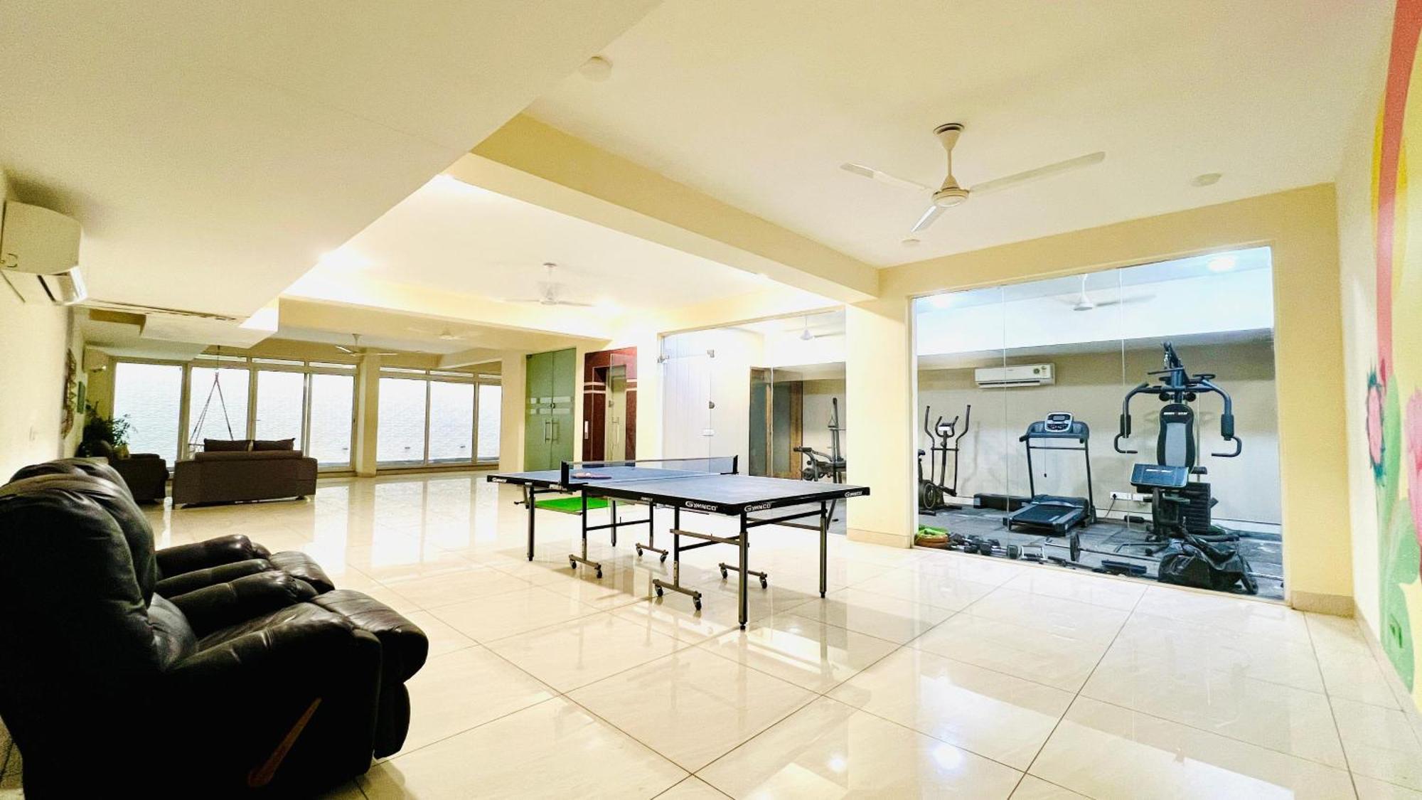 Bluo Studio5 Golf Course Road - Gym, Terrace Garden Ґурґаон Екстер'єр фото